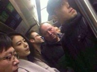 如何判断自己是否被人偷拍？（保护个人隐私的方法与技巧）